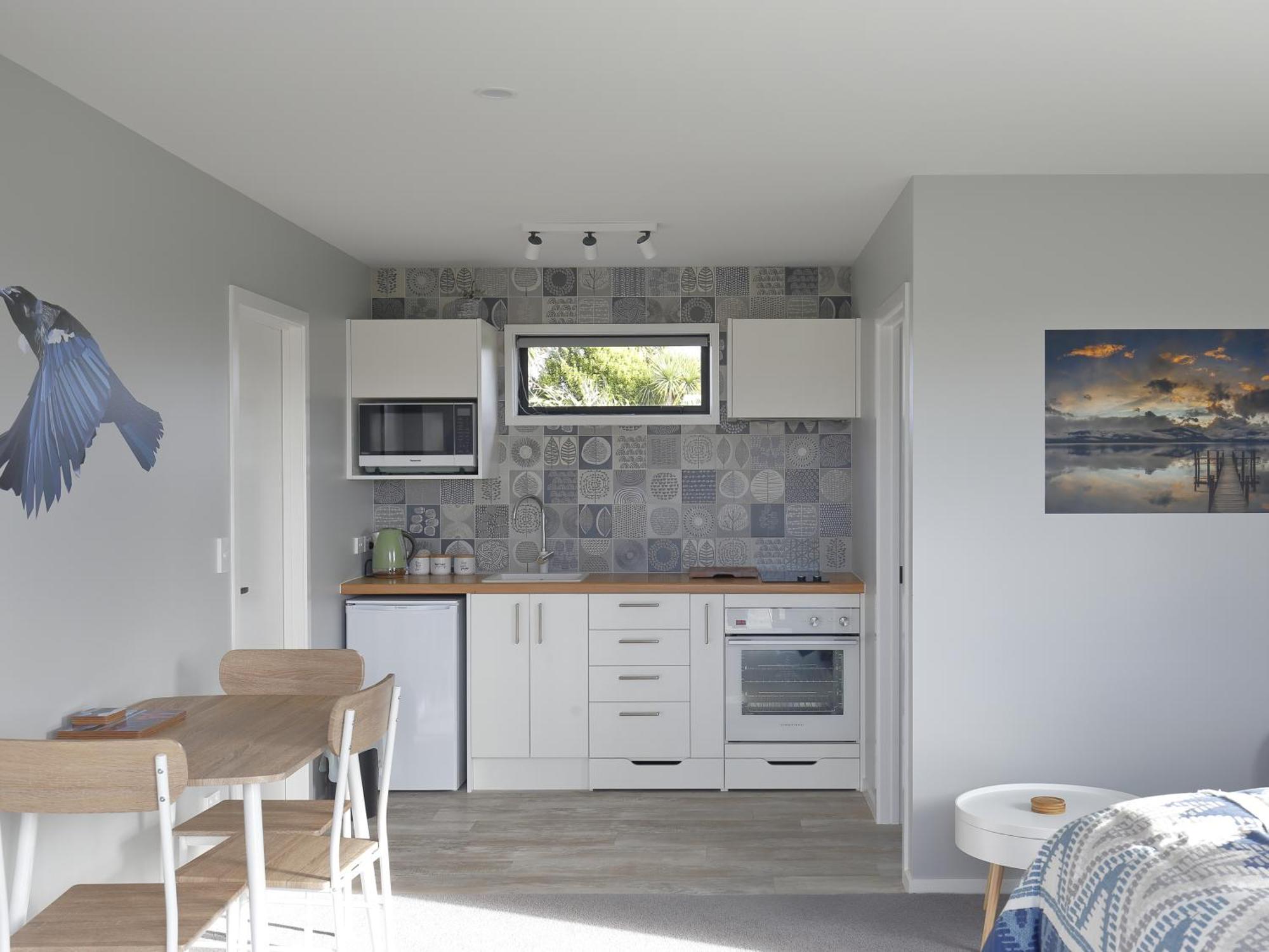 The Tui Studio - Te Anau Holiday Studio Экстерьер фото