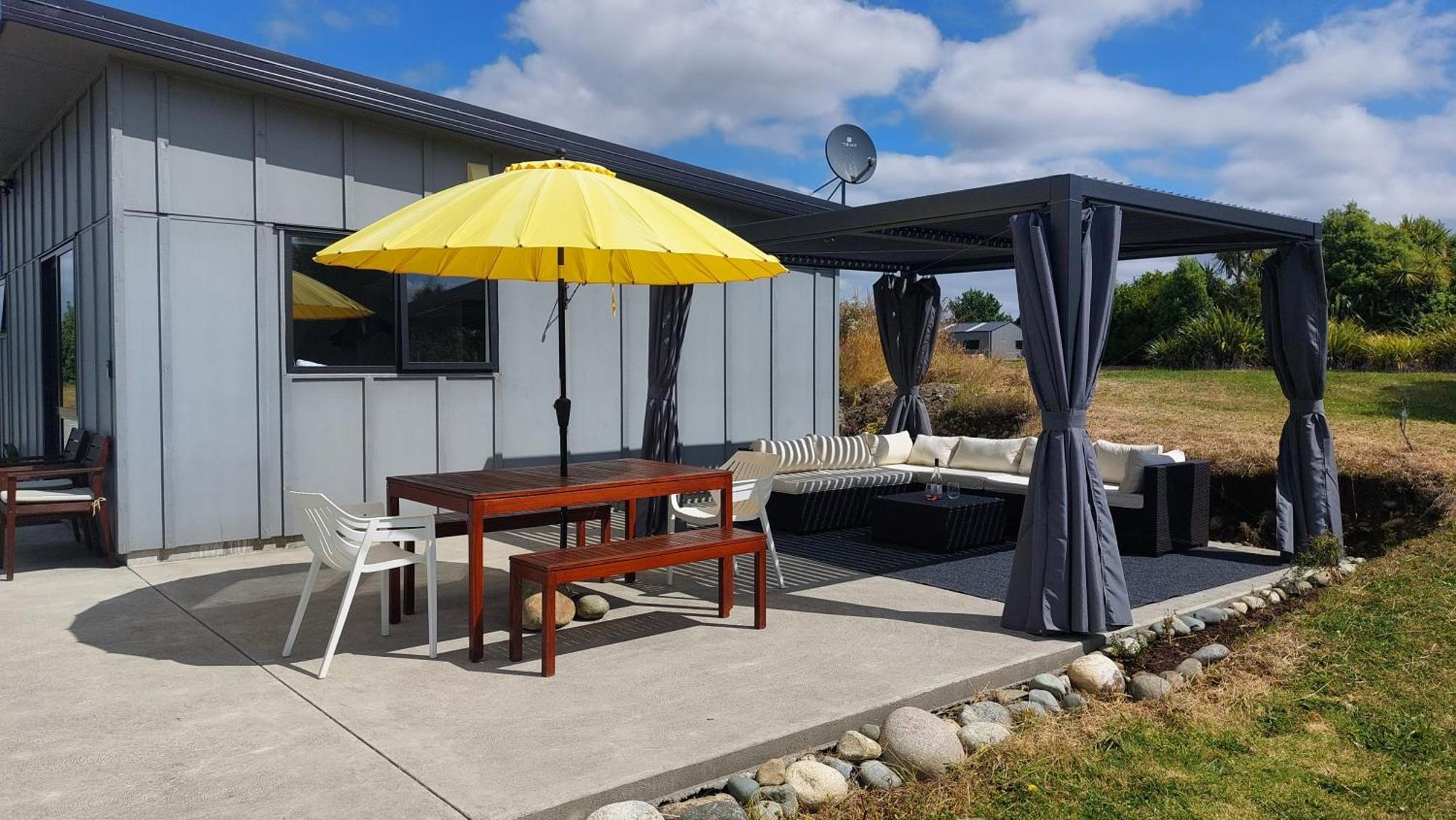 The Tui Studio - Te Anau Holiday Studio Экстерьер фото